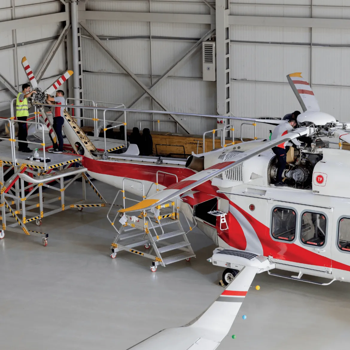 Arbetsplattform Helikopter