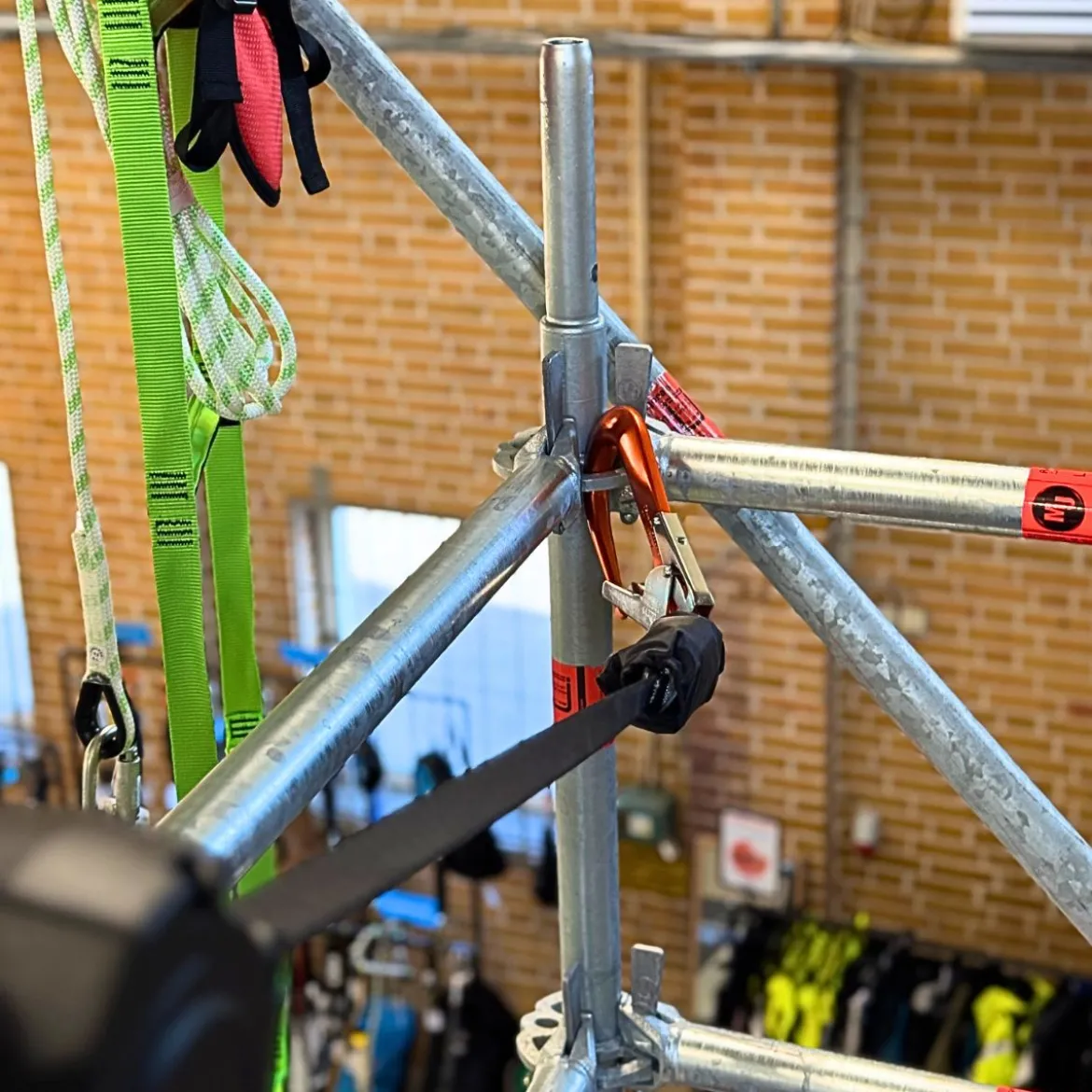 Fallskyddsblock 2m med ställningskrok