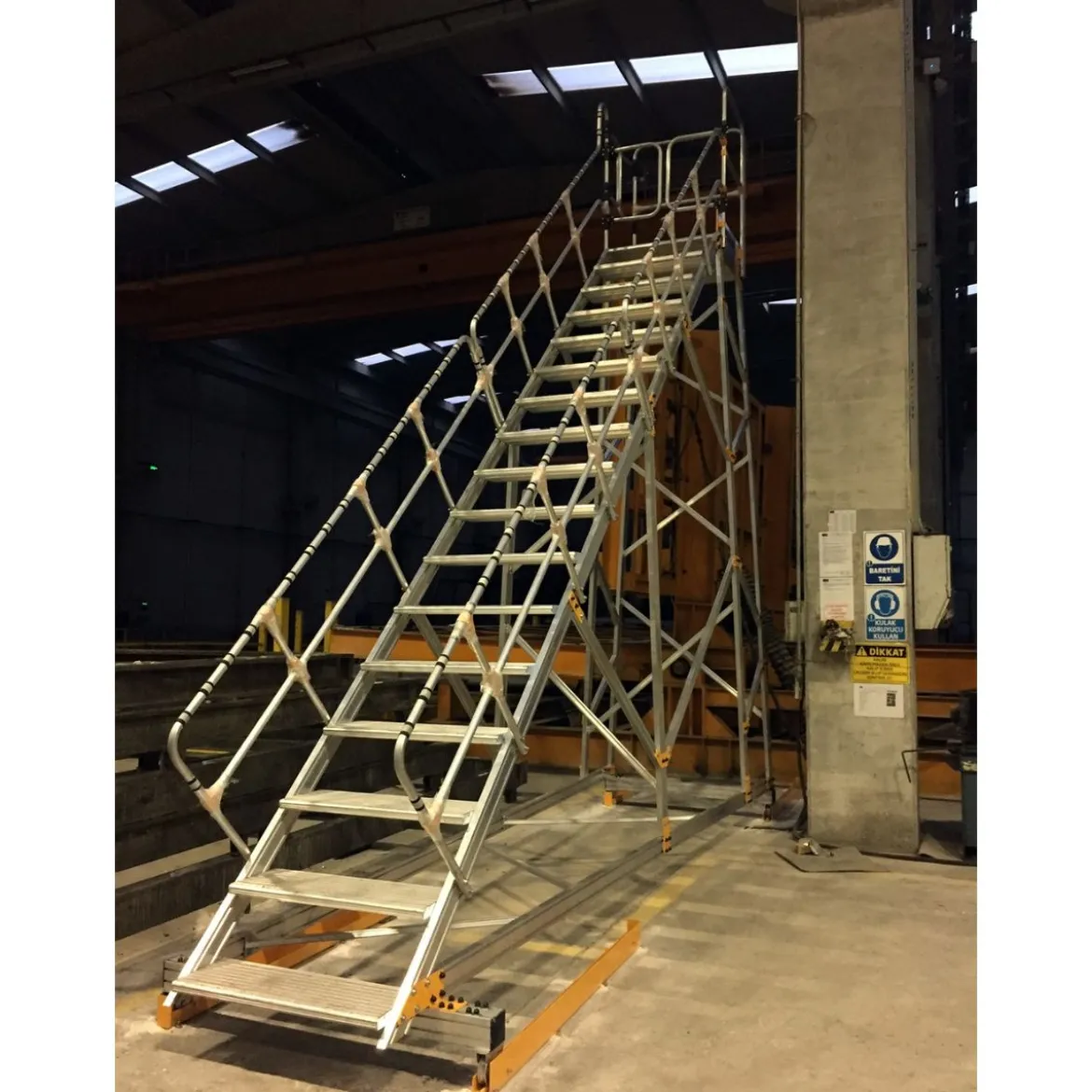 Flyttbar arbetsplattform Aluminium
