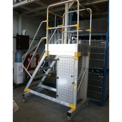Flyttbar arbetsplattform Aluminium